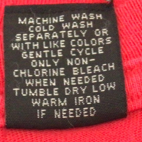 Croft & Barrow - Men's red t-shirt - Picture 6 of 6